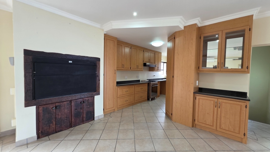 4 Bedroom Property for Sale in Dana Bay Western Cape